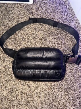Black Quilted Crossbody Belt Bag - Unbranded